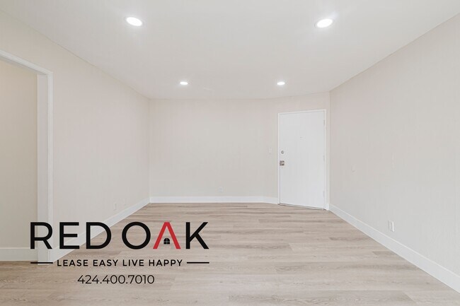 Photo - 7350 Hazeltine Ave Unit 1