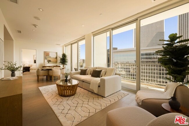 Building Photo - 2025 Ave of the Stars Unit 1607