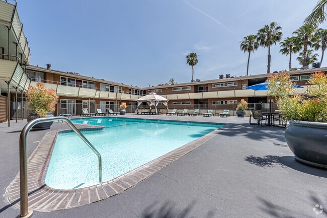 Terraces at South Pasadena Apartments - Terraces at South Pasadena Apartments