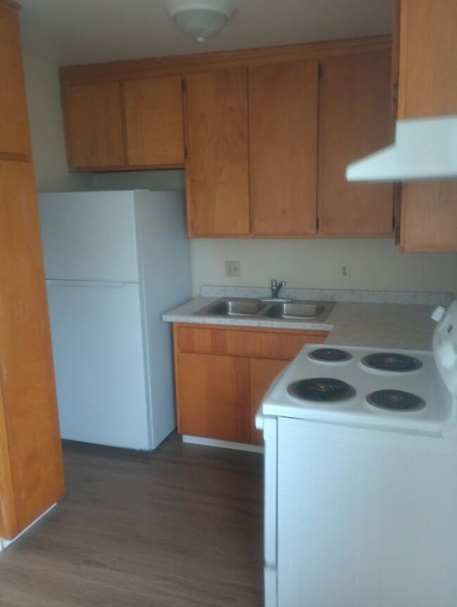 Photo - 9435 California Ave Unit 43