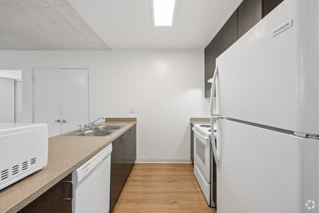 Interior Photo - Mardette Apartments