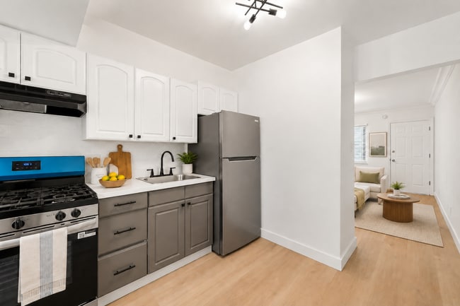 Photo - 10926 Hortense St Unit 18