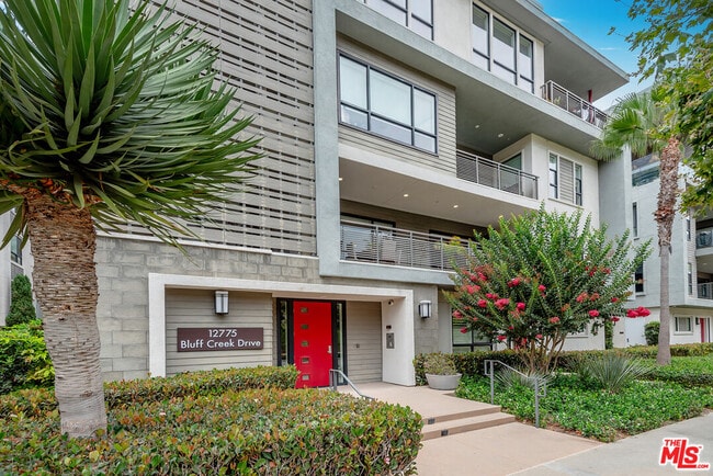 Building Photo - 12775 Bluff Creek Dr Unit 1