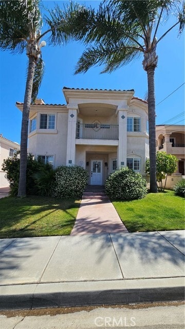Photo - 1914 Perry Ave