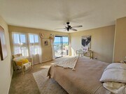 Photo - 2070 Oxford Ave