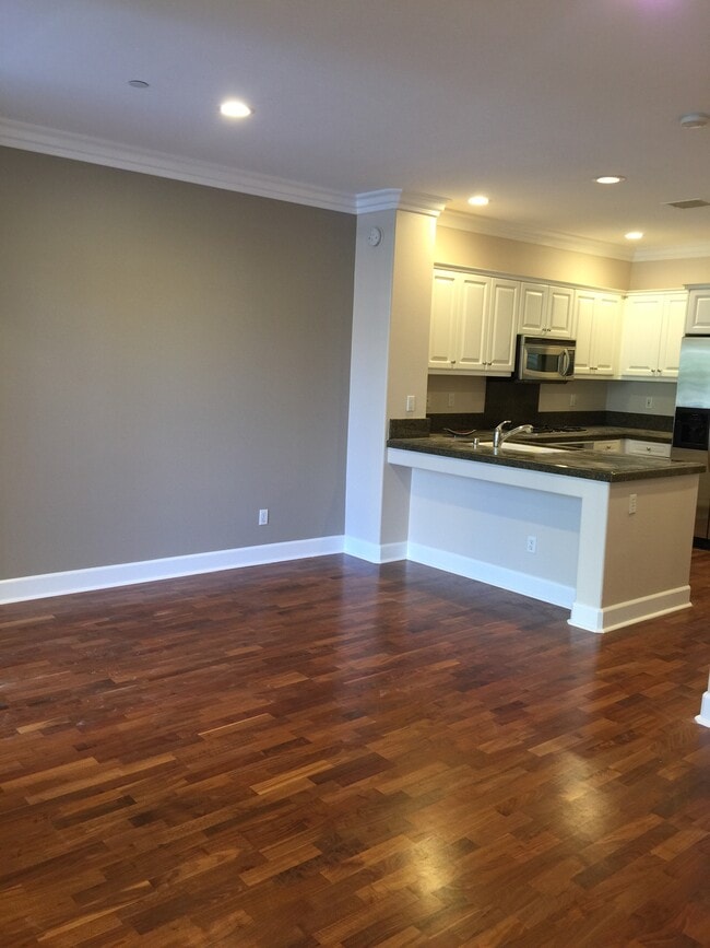 Building Photo - 1317 Corte Alemano