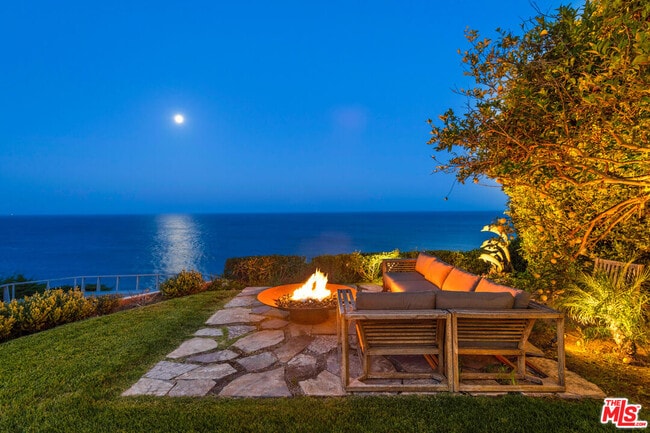 Photo - 29020 Cliffside Dr