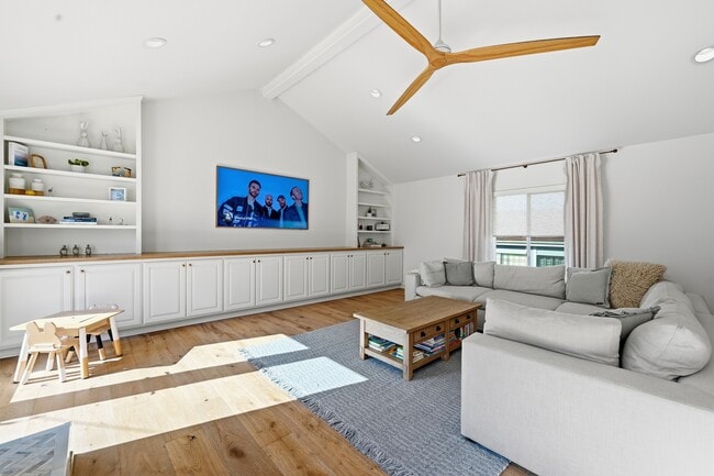 Photo - 125 S Juanita Ave