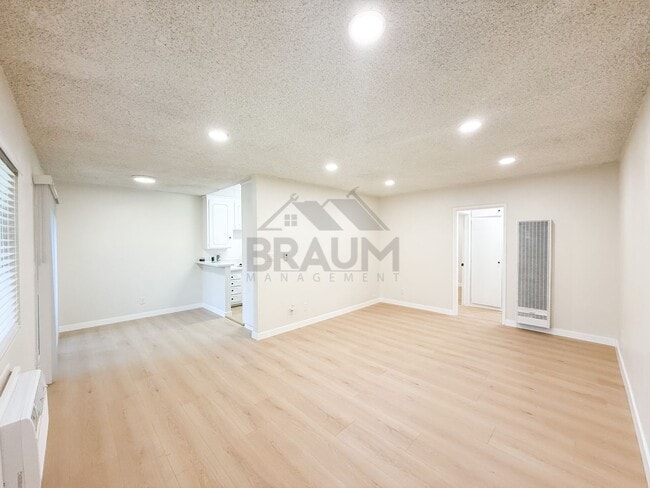 Building Photo - 18350 Napa St