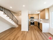 Photo - 2449 Beachwood Dr