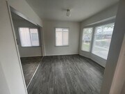 Photo - 3 Bed 1 Bath Home!
