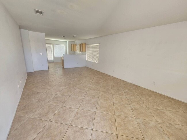 Photo - Beautiful Home in the Desert Vista Community