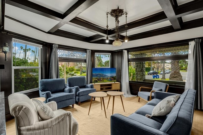 Photo - 4439 Victoria Park Dr Unit 3A