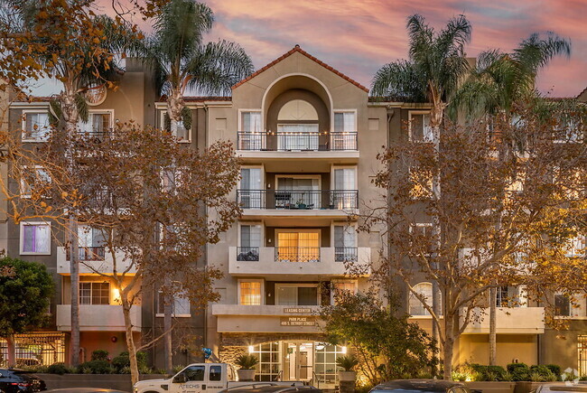 Building Photo - Essex Properties at Miracle Mile Rental