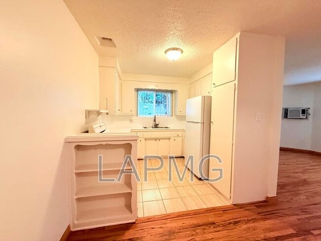 Photo - 12325 Riverside Dr