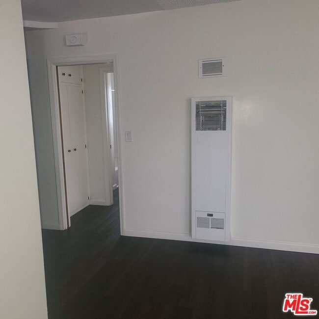 Photo - 2508 W El Segundo Blvd Unit F