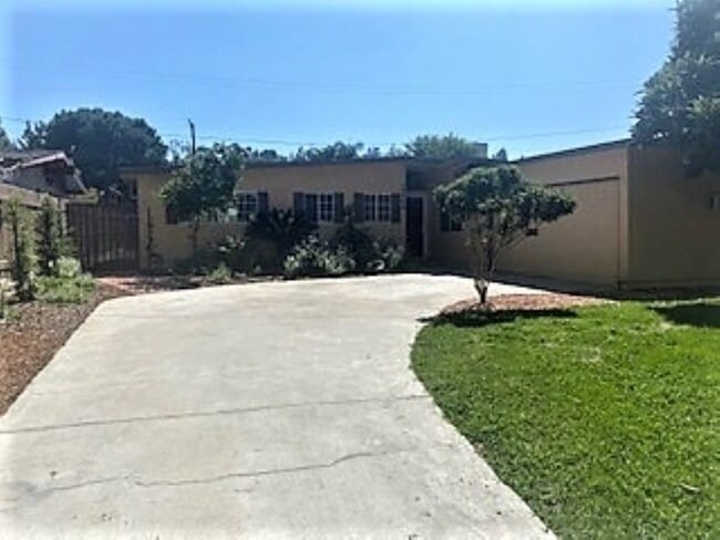 Photo - 16964 Millstone Dr