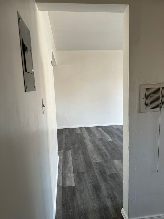 Photo - 2129 Martin Luther King Jr Ave Unit 3