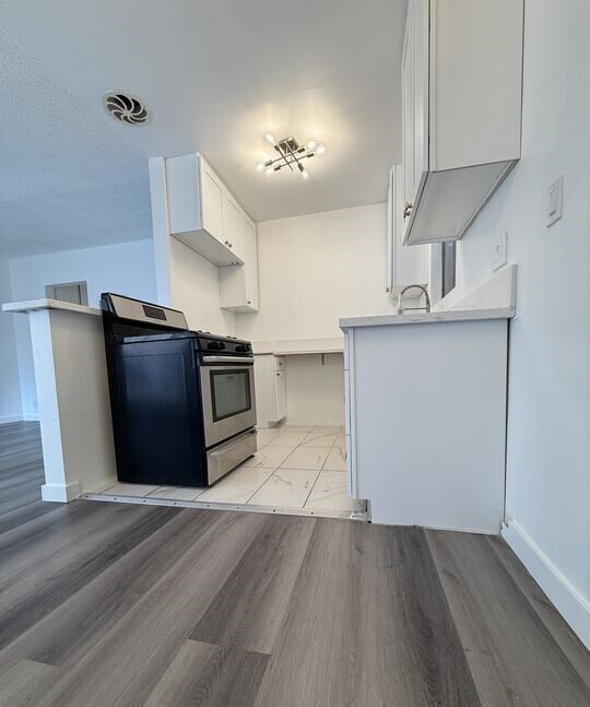 Photo - 957 N St Andrews Pl Unit 955 #1