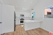 Photo - 5044 1/2 Hartwick St