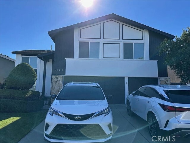 Photo - 6832 Loyola Dr