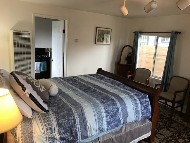 Awesome Furnished Cottage in Point Loma He... - Awesome Furnished Cottage in Point Loma He...