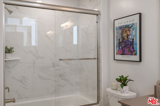 Photo - 1759 N Gower St Unit 103