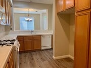 Photo - Beautiful Townhouse in Aliso Viejo