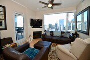 South Facing City Views - 300 W Beech St Condo Unit 2020