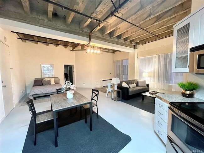 Building Photo - 312 W 5th St Unit 609