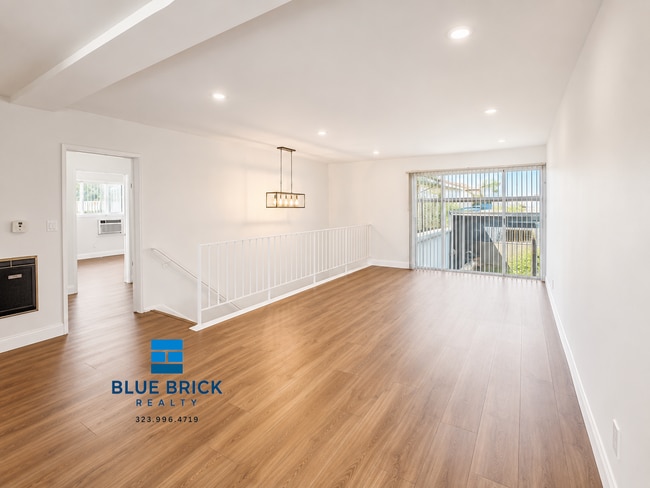 Building Photo - 21700 Roscoe Blvd Unit 207
