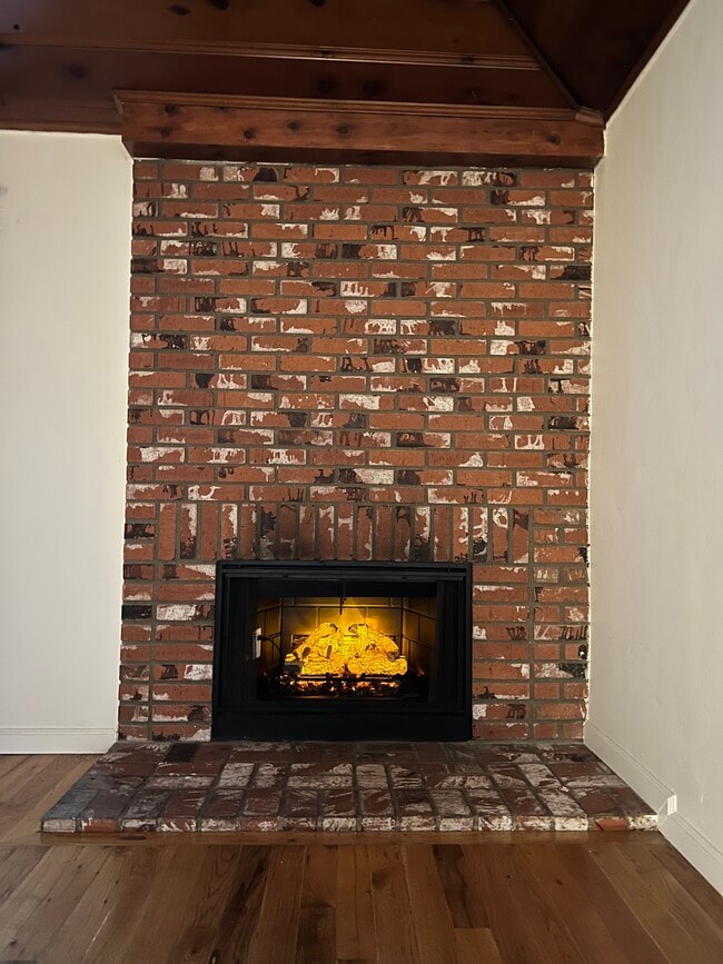 Photo - 5535 Radford Ave Unit 5535