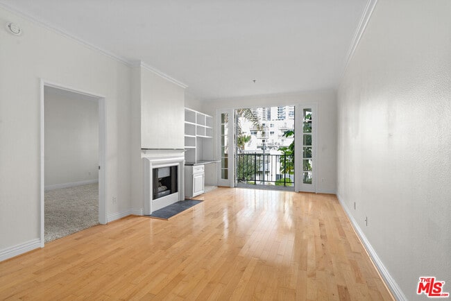 Photo - 1225 Armacost Ave