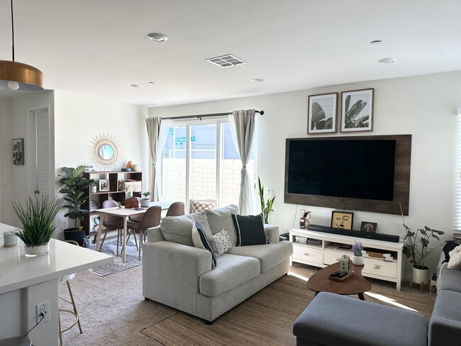 Photo - 27455 Longview Pl Townhome