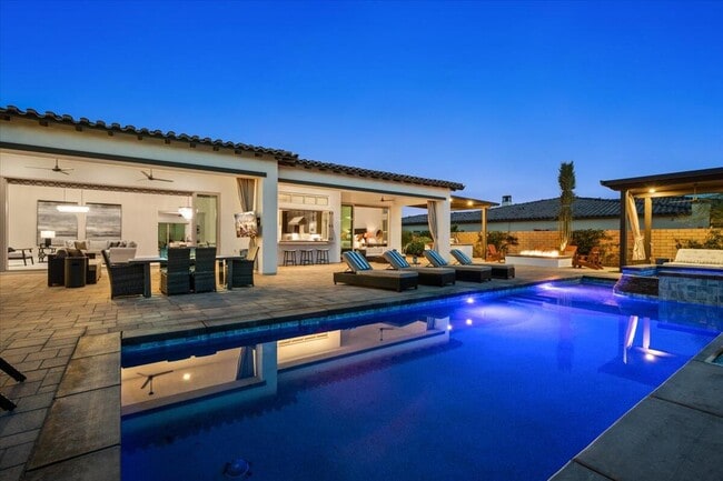 Building Photo - 54770 Cavalcade Ct