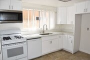Photo - Cypress (125-127) South Apartment Unit Cypress (125) #B