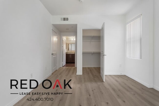 Photo - 11925 Kling St Unit 311