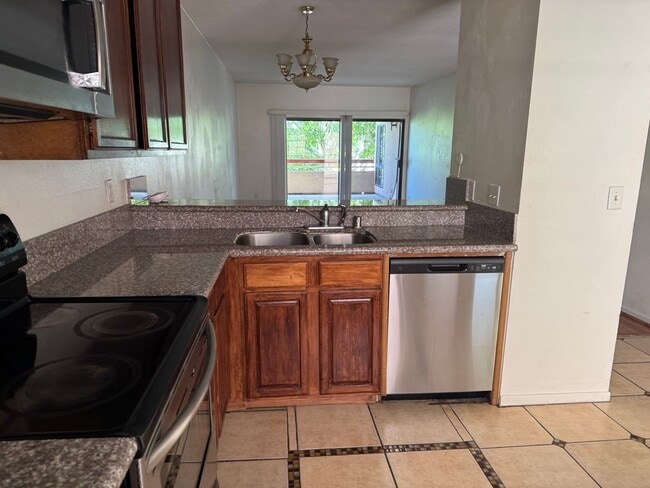 Photo - HARBOR MANOR CONDOS! ACROSS FROM HARBOR UCLA MED CTR IMMACULATE 2 bdrm 2 ba. CONDO FOR LEASE!