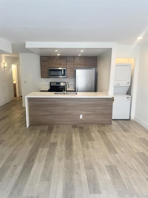 Photo - 1550 N Fuller Ave Apartment Unit 204
