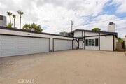Photo - 821 N Maple St