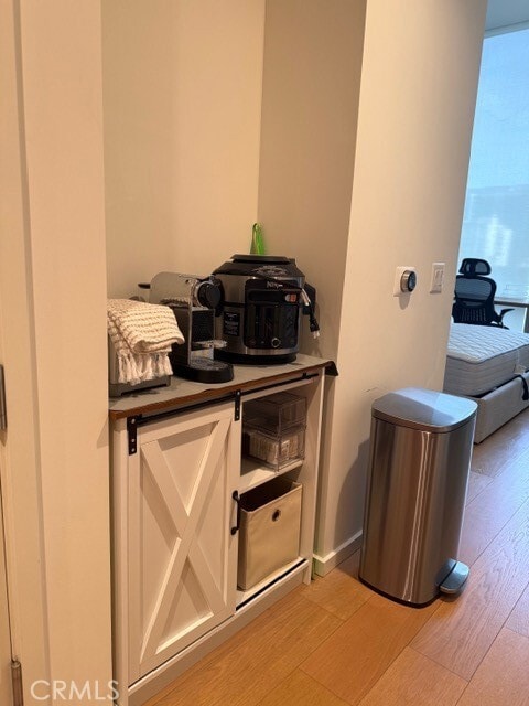 Photo - 877 Francisco St