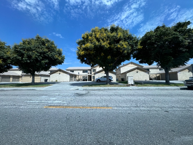 Photo - 2226 E Devonshire Ave Apartment Unit 2226 East Devonshire Ave
