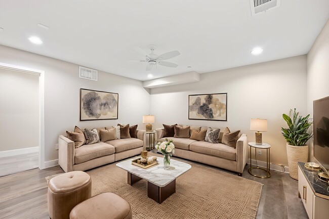 Photo - 4416 Paxton Pl