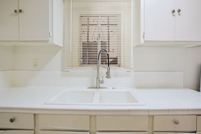 Photo - Modern Living in Koreatown: Stylish Studio Apartment Unit 107