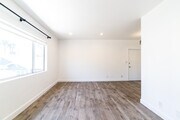 Photo - 319 Heliotrope Dr Apartment Unit 3