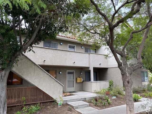 Building Photo - 801 Newport Ave Rental