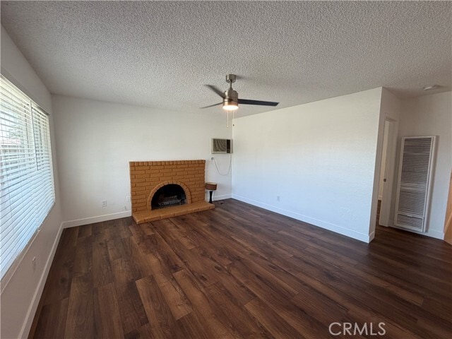 Building Photo - 7422 Carnelian St