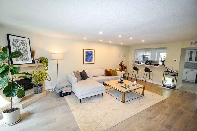Photo - 1128 15th St Unit 1128 15th
