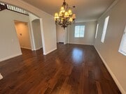Photo - 2307 Thorncroft Cir