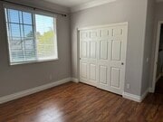 Photo - 484 Vista Creek Cir